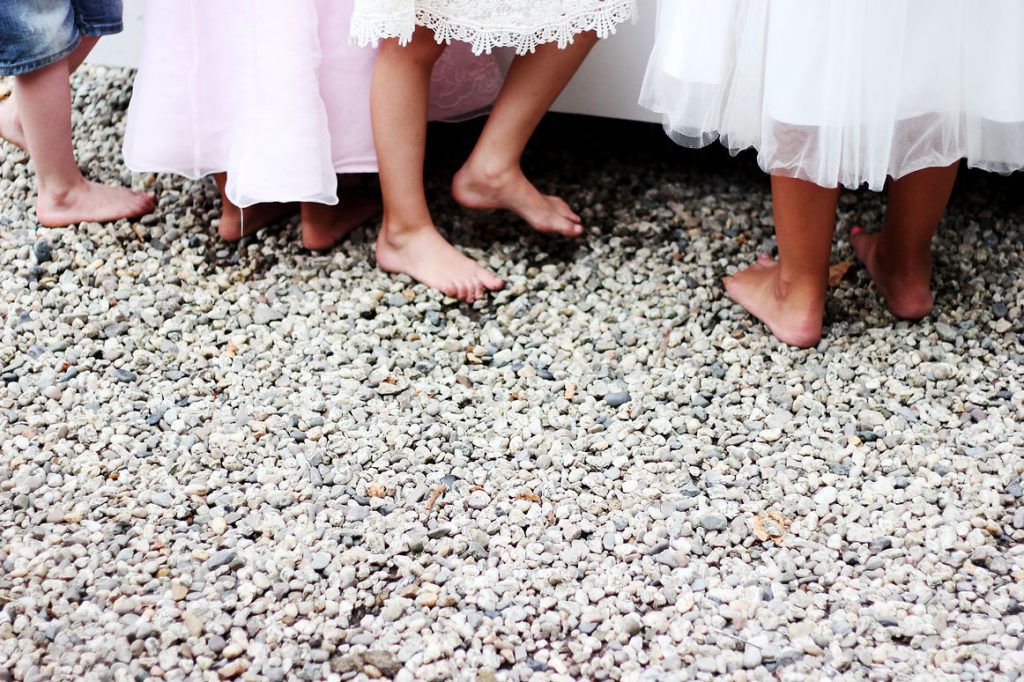 Kinder durch Rituale in Hochzeit einbinden